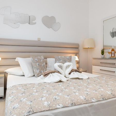 Panos Luxury Studios Páros Eksteriør billede