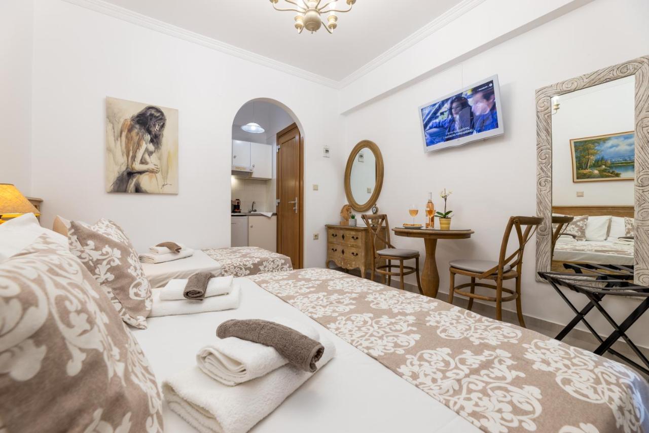 Panos Luxury Studios Páros Eksteriør billede